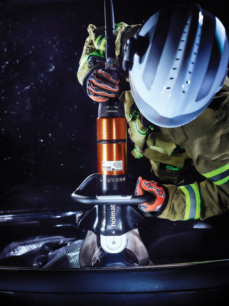 Cutter-CU-5050_96dpi_769x1024px_2_NR-18921-1.png